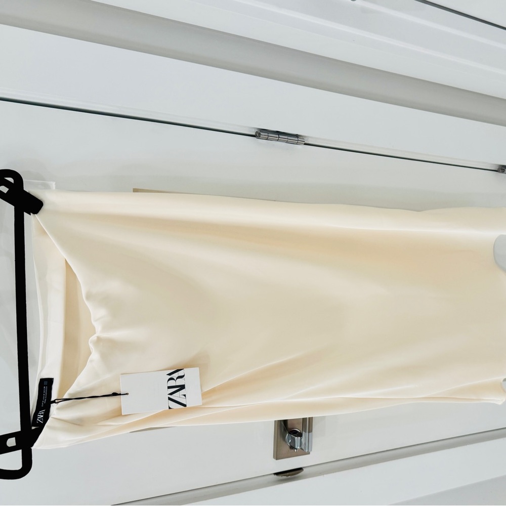 Zara Beige Satin Skirt